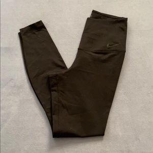 Nike leggings